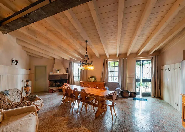 Appartamento Dimora Borgo Gaon - Casa Elios Con Wi-fi E 3 Bagni Caprino Veronese